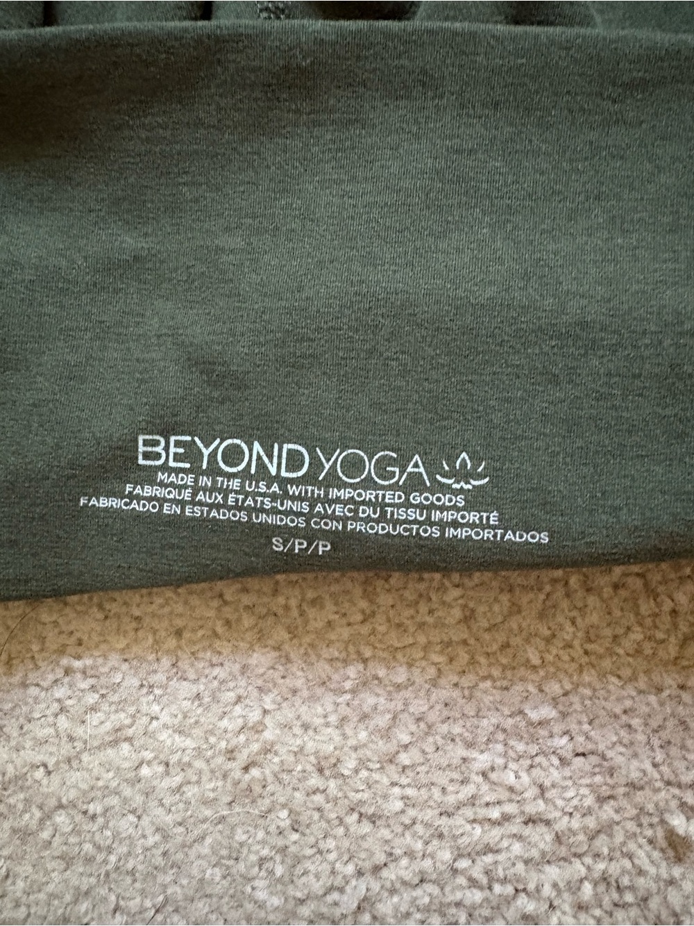 Beyond Yoga Set - Picture 3 of 4